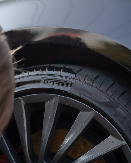 Diamond Detailing Tire