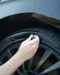Diamond Detailing Tire Applicator bandenspons in gebruik